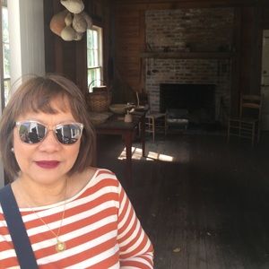 Meet your Posher, Marie